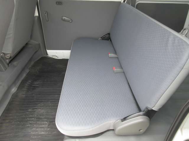 日産 ＮＶ１００クリッパー ６６０ ＤＸ H25年 (四国) 99