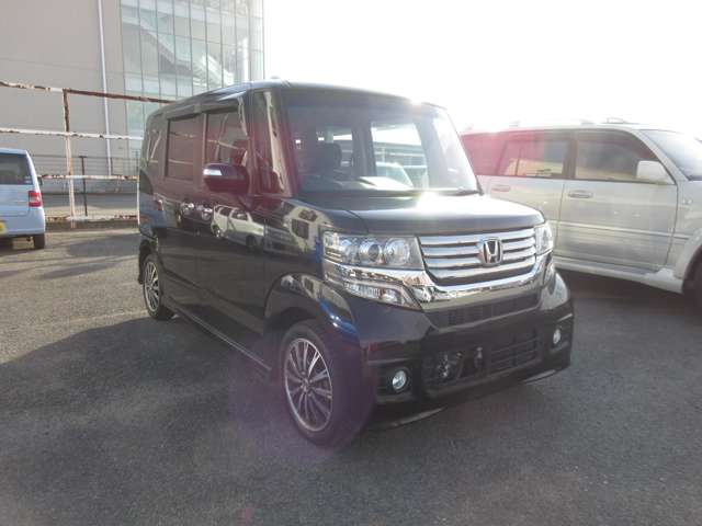 ホンダ Ｎ　ＢＯＸ ６６０ カスタムＧ ターボＳＳパッケージ H25年 (四国) 99