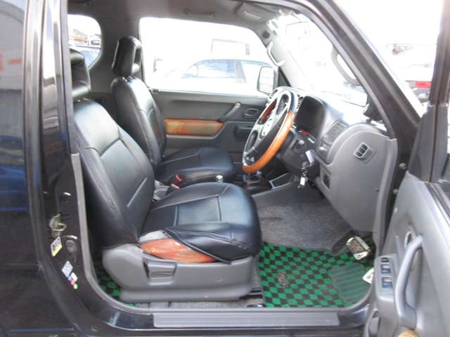 スズキ ジムニー ６６０ ＫＡＮＳＡＩ ４ＷＤ H11年 (四国) 99