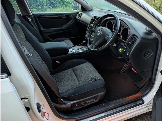 トヨタ アリスト ３．０ Ｓ３００ベルテックスエディション H13年 (四国) 99
