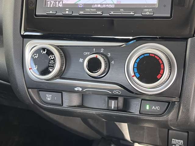 ホンダ フィット １．３ １３Ｇ Ｆパッケージ H26年 (東北) 99