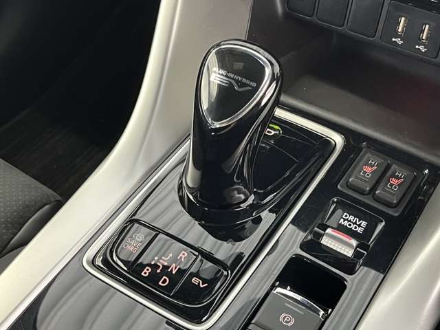 三菱 エクリプス　クロス　ＰＨＥＶ ＰＨＥＶ ２．４ Ｐ ４ＷＤ R3年 (東北) 99