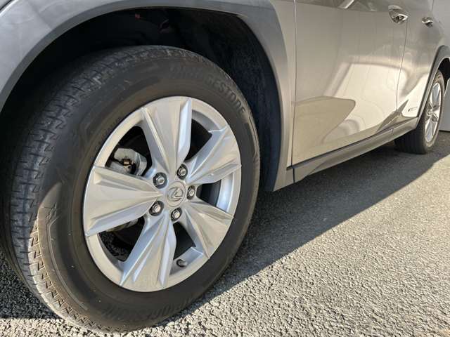 レクサス ＵＸ２５０ｈ ２５０Ｈ バージョンＣ ４ＷＤ R1年 (東北) 99