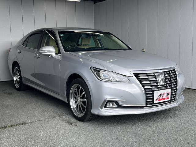 トヨタ クラウン ２．５ ロイヤル Ｉ－ＦＯＵＲ ４ＷＤ H29年 (東北) 99