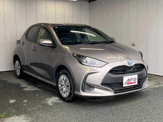 トヨタ ヤリス １．５ ハイブリッド Ｘ Ｅ－ＦＯＵＲ ４ＷＤ R6年 (東北) 99