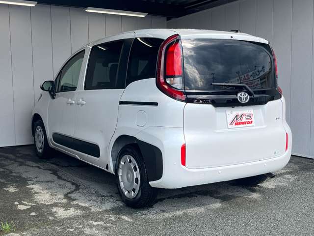 トヨタ シエンタ　ハイブリッド ハイブリッド １．５ Ｇ Ｅ－ＦＯＵＲ ４ＷＤ R7年 (東北) 99