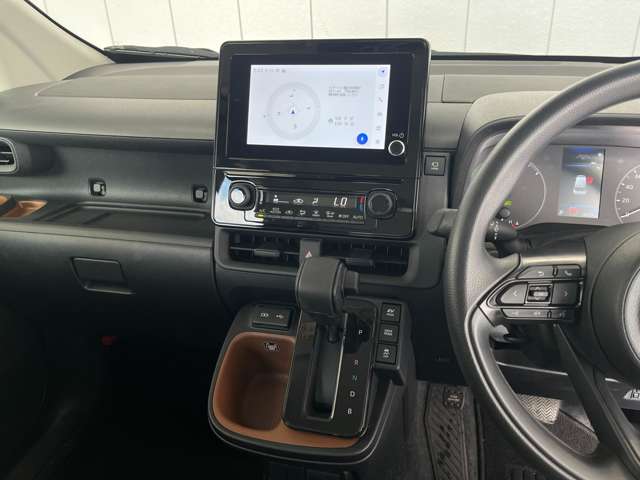 トヨタ シエンタ　ハイブリッド ハイブリッド １．５ Ｇ Ｅ－ＦＯＵＲ ４ＷＤ R7年 (東北) 99