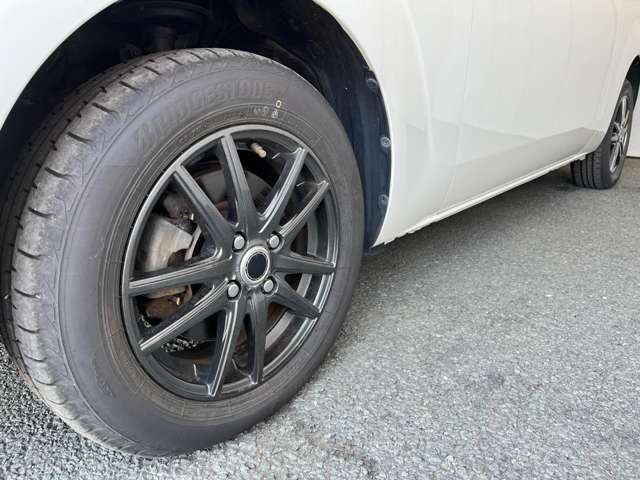 トヨタ スペイド １．５ Ｘ ４ＷＤ H28年 (東北) 99