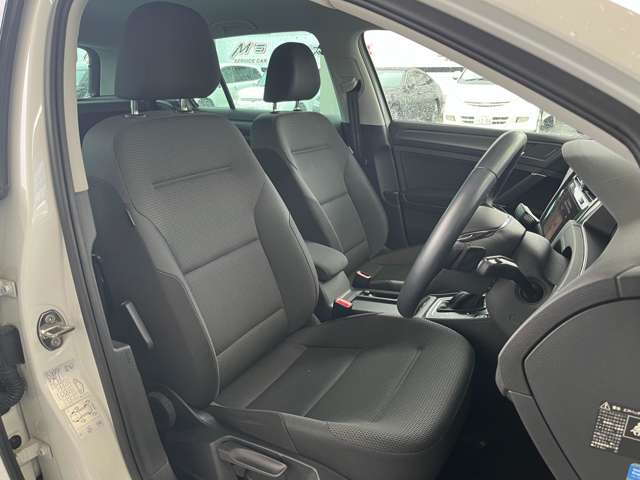 フォルクスワーゲン ゴルフ ＴＳＩ　コンフォートライン R1年 (東北) 99
