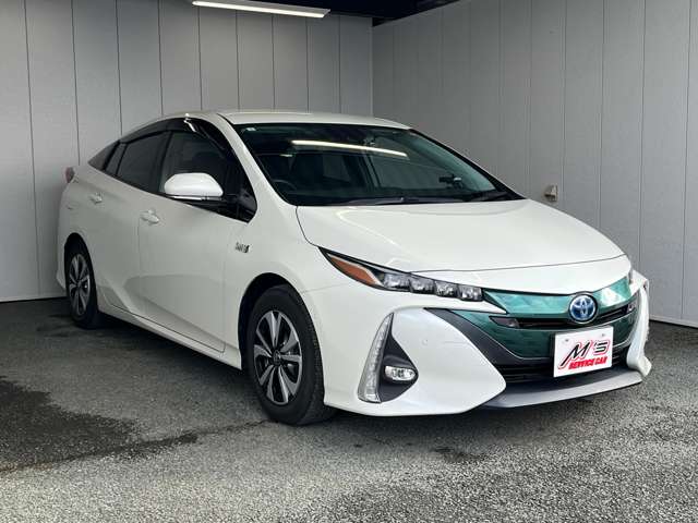トヨタ プリウスＰＨＶ １．８ Ａ ユーティリティ プラス R1年 (東北) 99