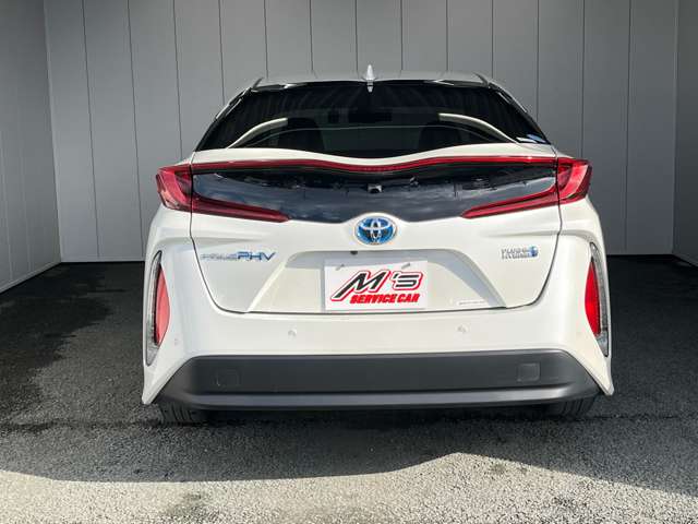 トヨタ プリウスＰＨＶ １．８ Ａ ユーティリティ プラス R1年 (東北) 99