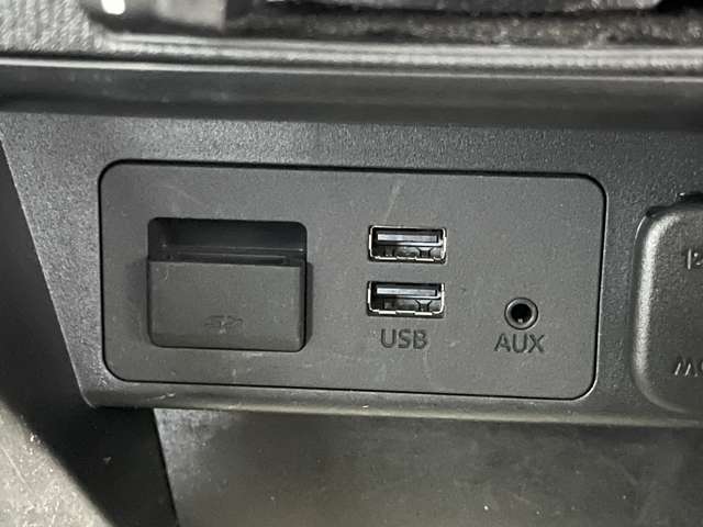 マツダ デミオ １．５ １５Ｓ ４ＷＤ H30年 (東北) 99