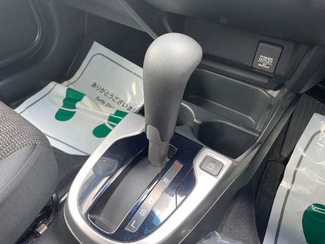 ホンダ フィット １．３ １３Ｇ Ｆパッケージ ４ＷＤ H26年 (東北) 99