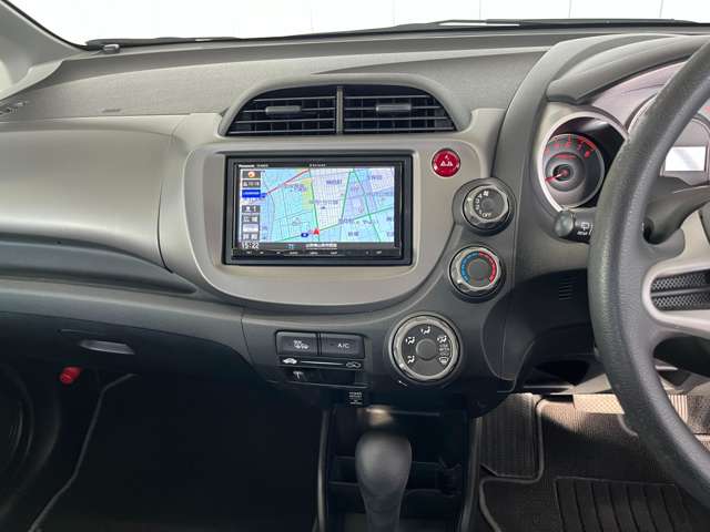 ホンダ フィット １．３ Ｇ H22年 (東北) 99