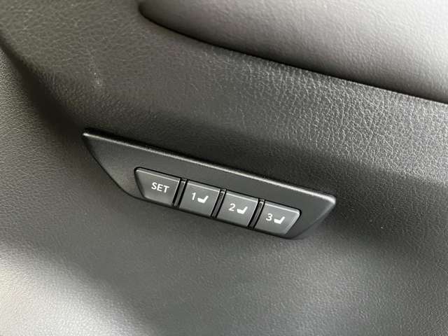 レクサス ＮＸ２００ｔ Ｉパッケージ H26年 (東北) 99