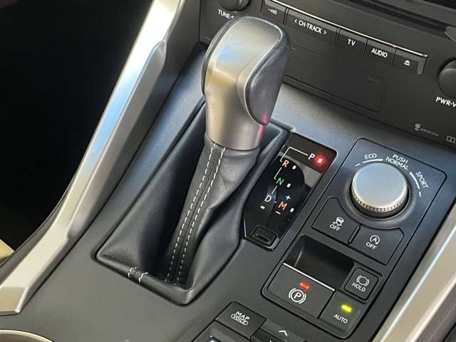 レクサス ＮＸ２００ｔ Ｉパッケージ H26年 (東北) 99