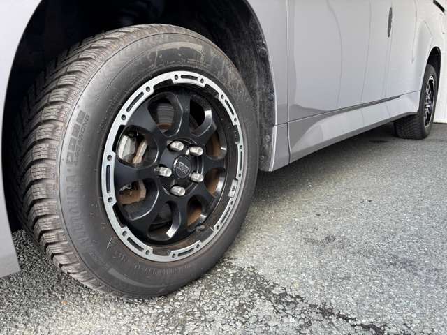 トヨタ ノア １．８ ハイブリッド Ｘ Ｅ－ＦＯＵＲ ４ＷＤ R4年 (東北) 99