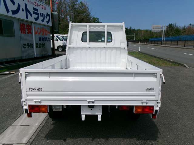 トヨタ タウンエーストラック １．５ ＤＸ Ｘエディション シングルジャストロー 三方開 ４ＷＤ H27年 (東北) 99