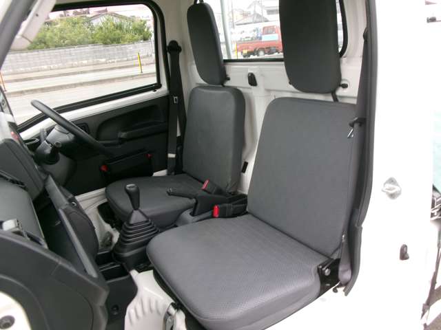 ダイハツ ハイゼットトラック ６６０ スタンダード ３方開 ４ＷＤ H29年 (東北) 99