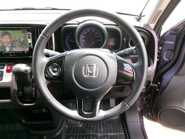 ホンダ Ｎ−ＯＮＥ ６６０ プレミアム Ｌパッケージ H25年 (東北) 99