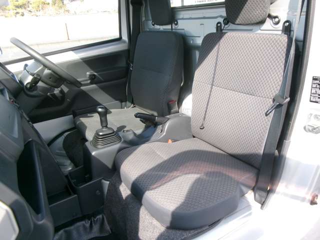 日産 ＮＴ１００クリッパー ６６０ ＧＸ ４ＷＤ H29年 (東北) 99