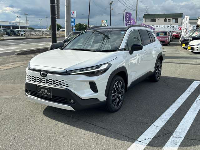 トヨタ カローラクロス　ハイブリッド １．８ ハイブリッド Ｚ Ｅ－ＦＯＵＲ ４ＷＤ R8年 (東北) 99