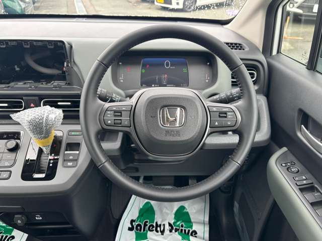 ホンダ フリード　ハイブリッド １．５ Ｅ：ＨＥＶ クロスター ４ＷＤ R8年 (東北) 99