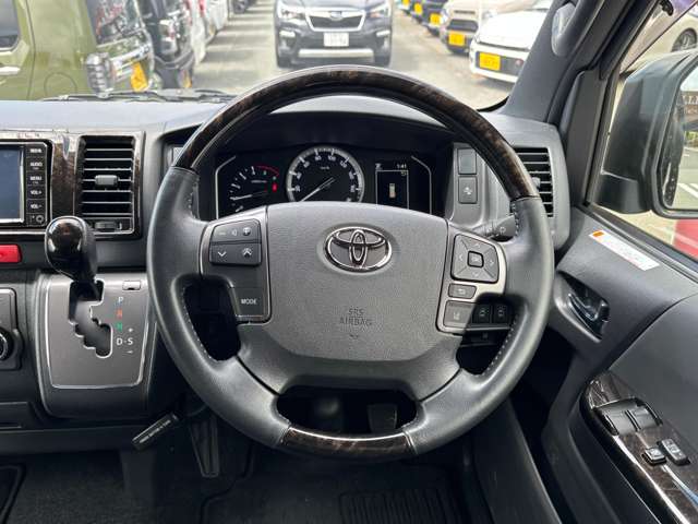 トヨタ ハイエースバン ２．８ スーパーＧＬ ダークプライムＩＩ ロングボディ ディーゼルターボ ４ＷＤ R6年 (東北) 99