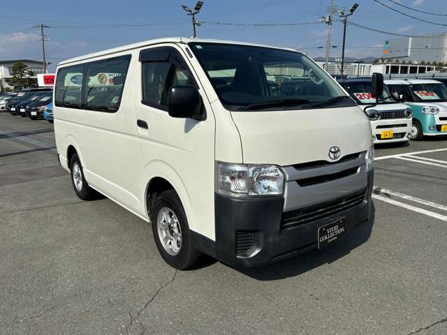 トヨタ ハイエースバン ３．０ ＤＸ ロング ディーゼルターボ ４ＷＤ H29年 (東北) 99