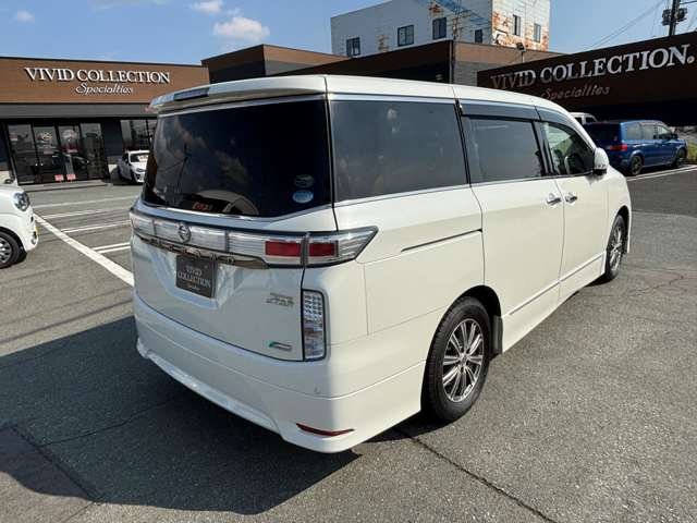 日産 エルグランド ２．５ ２５０ハイウェイスター アーバンクロム ４ＷＤ H25年 (東北) 99