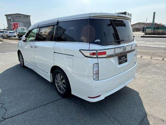 日産 エルグランド ２．５ ２５０ハイウェイスター アーバンクロム ４ＷＤ H25年 (東北) 99