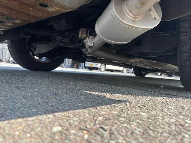 日産 エルグランド ２．５ ２５０ハイウェイスター アーバンクロム ４ＷＤ H25年 (東北) 99