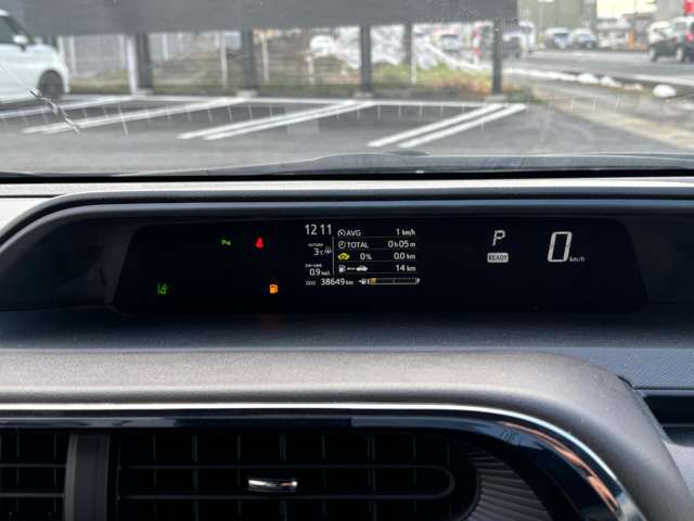 トヨタ アクア １．５ クロスオーバー グラム R1年 (東北) 99