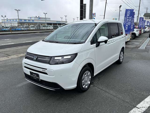 ホンダ フリード　ハイブリッド １．５ Ｅ：ＨＥＶ エアー ４ＷＤ R7年 (東北) 99