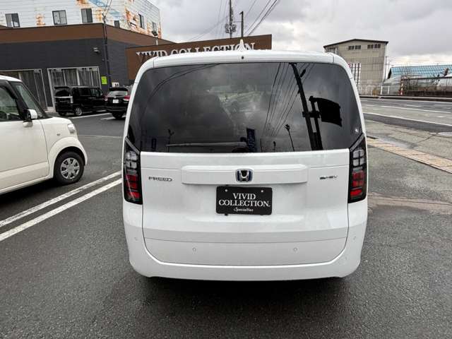 ホンダ フリード　ハイブリッド １．５ Ｅ：ＨＥＶ エアー ４ＷＤ R7年 (東北) 99