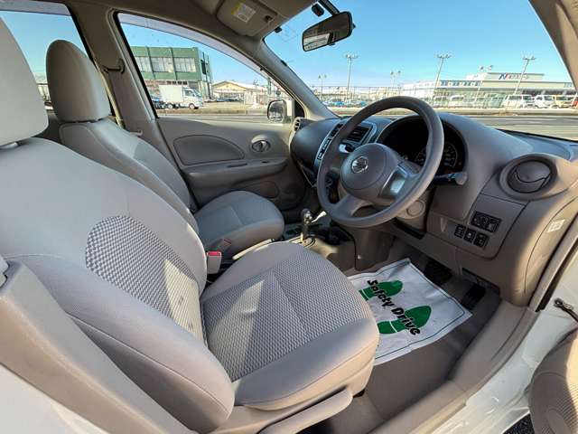日産 マーチ １．２ Ｘ ＦＯＵＲ Ｖセレクション ４ＷＤ H28年 (東北) 99