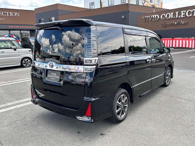 トヨタ ヴォクシー ２．０ ＺＳ 煌ＩＩ ４ＷＤ R2年 (東北) 99