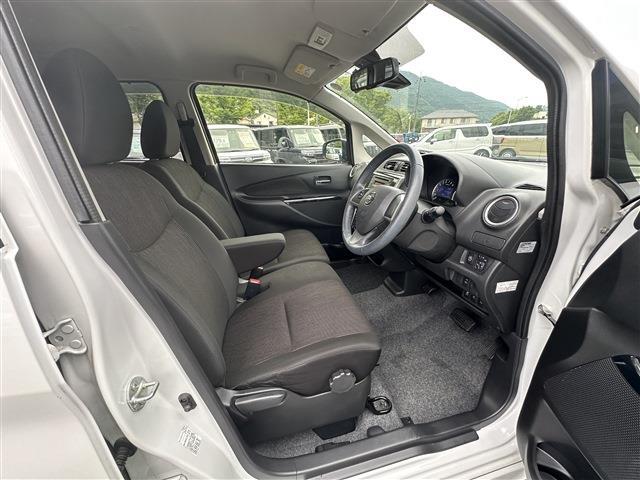 日産 デイズ ６６０ ハイウェイスターＧ R1年 (中国) 99