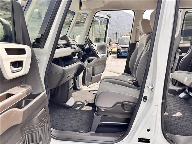 ホンダ Ｎ　ＢＯＸ ６６０ Ｌ R3年 (中国) 99