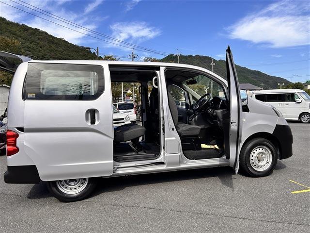 三菱 デリカバン １．６ ＤＸ H25年 (中国) 99