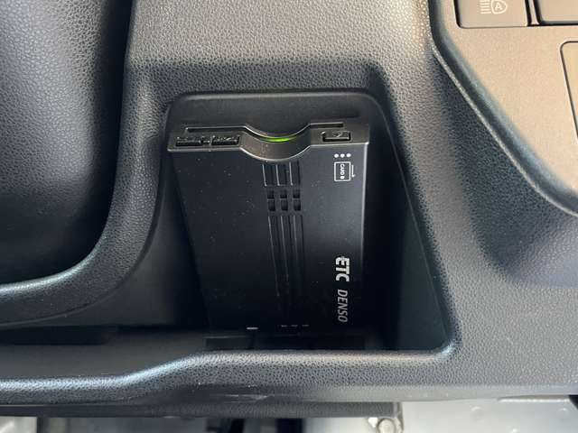 ダイハツ ハイゼットカーゴ ６６０ デラックス ＳＡＩＩＩ ハイルーフ H30年 (近畿) 99