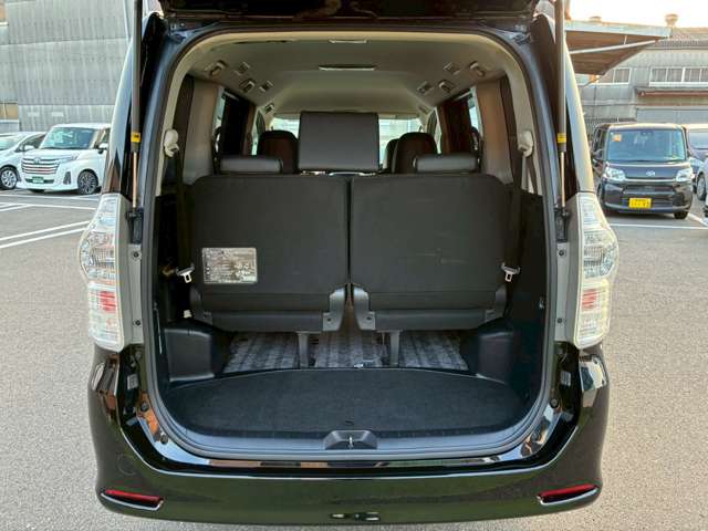 トヨタ ヴォクシー ２．０ ＺＳ 煌Ｚ H25年 (九州・沖縄) 99