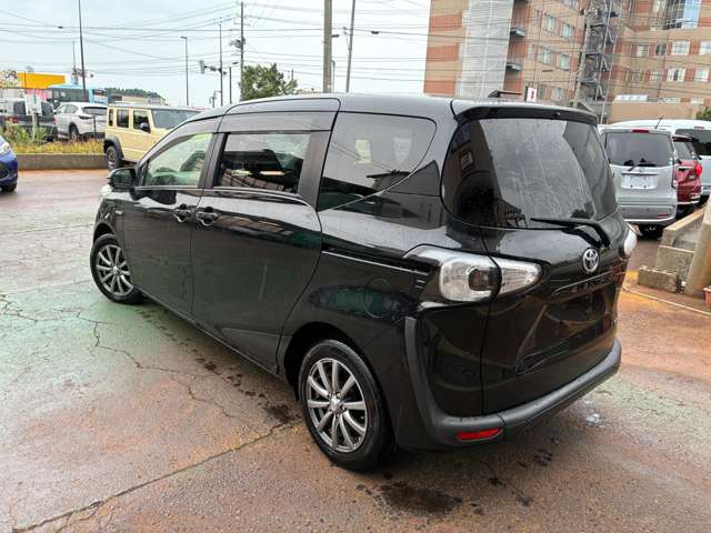 トヨタ シエンタ　ハイブリッド ハイブリッド １．５ Ｇ H27年 (甲信越・北陸) 99