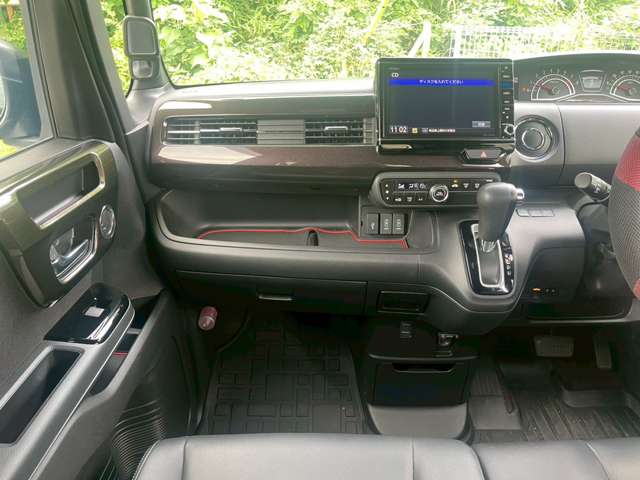 ホンダ Ｎ　ＢＯＸ カスタム ６６０ Ｇ Ｌ ターボ ホンダセンシング H30年 (関東) 99