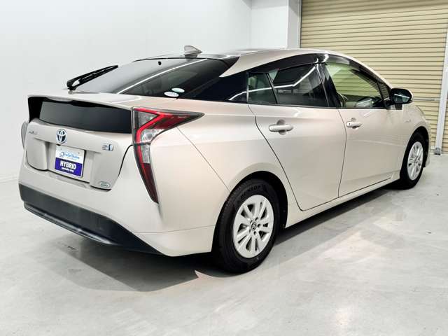 トヨタ プリウス １．８ Ｓ H29年 (近畿) 99