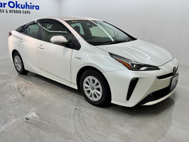 トヨタ プリウス １．８ Ｓ R1年 (近畿) 99