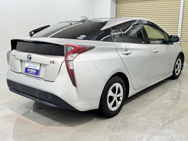 トヨタ プリウス １．８ Ｓ H28年 (近畿) 99