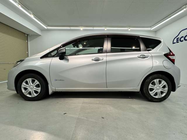 日産 ノート １．２ Ｅ－ＰＯＷＥＲ Ｘ H30年 (近畿) 99