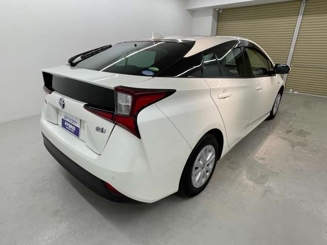 トヨタ プリウス １．８ Ｓ R2年 (近畿) 99