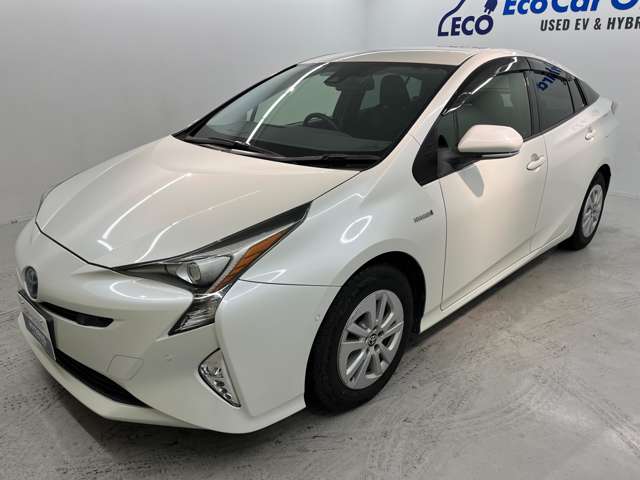 トヨタ プリウス １．８ Ｓ セーフティ プラス H29年 (近畿) 99